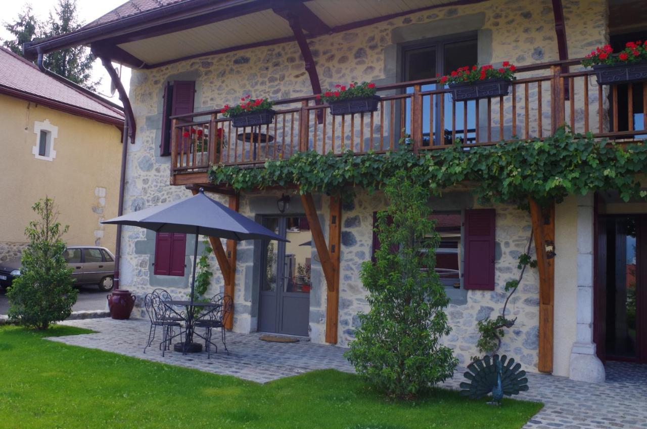 Le Paon Bleu Annecy Poisy Bed & Breakfast Eksteriør bilde